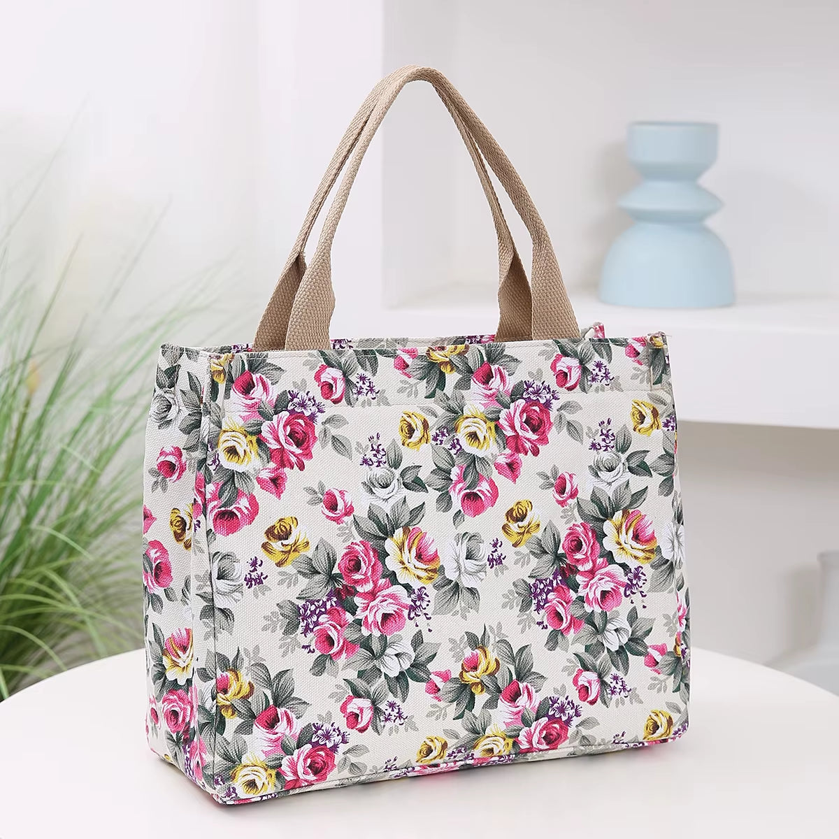 Stylish Floral Tote Bag - Versatile Canvas Lunch Bag & Mommy Bag for Travel and Picnics